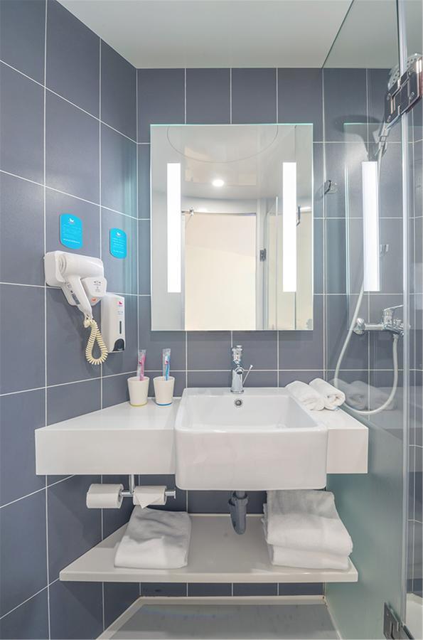 Hanting Express Shanghai Jiazhan Road מראה חיצוני תמונה