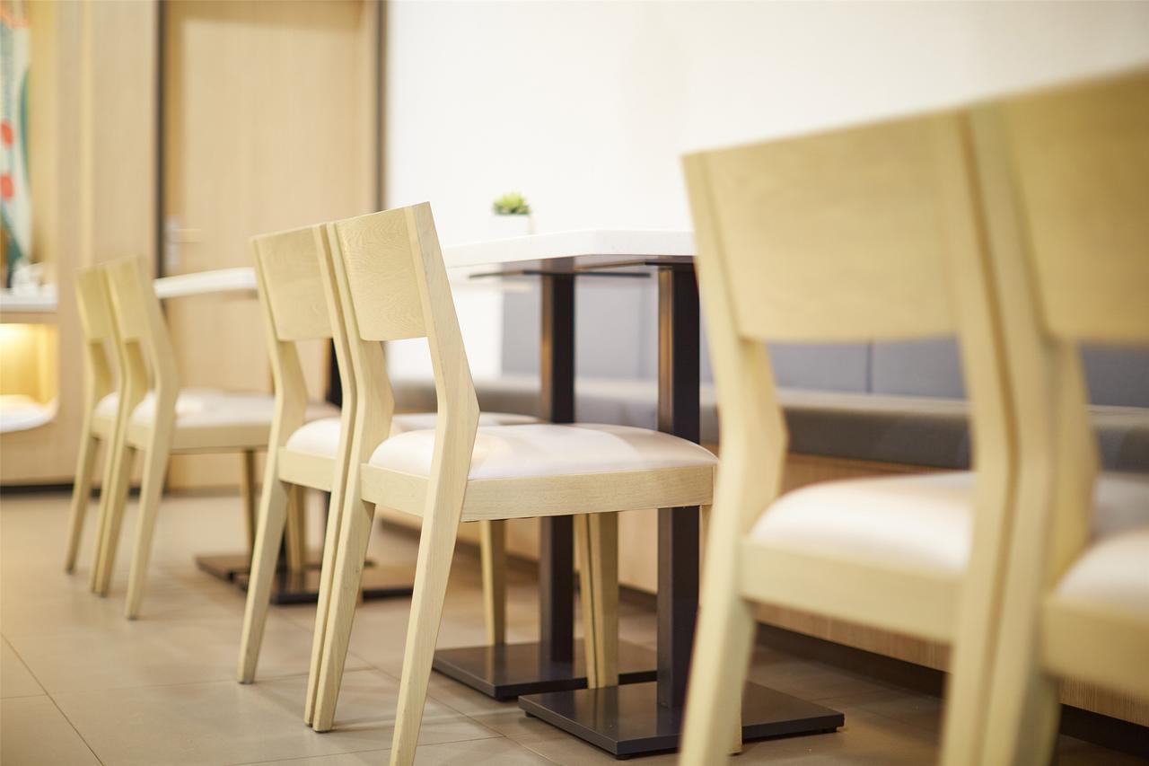 Hanting Express Shanghai Jiazhan Road מראה חיצוני תמונה
